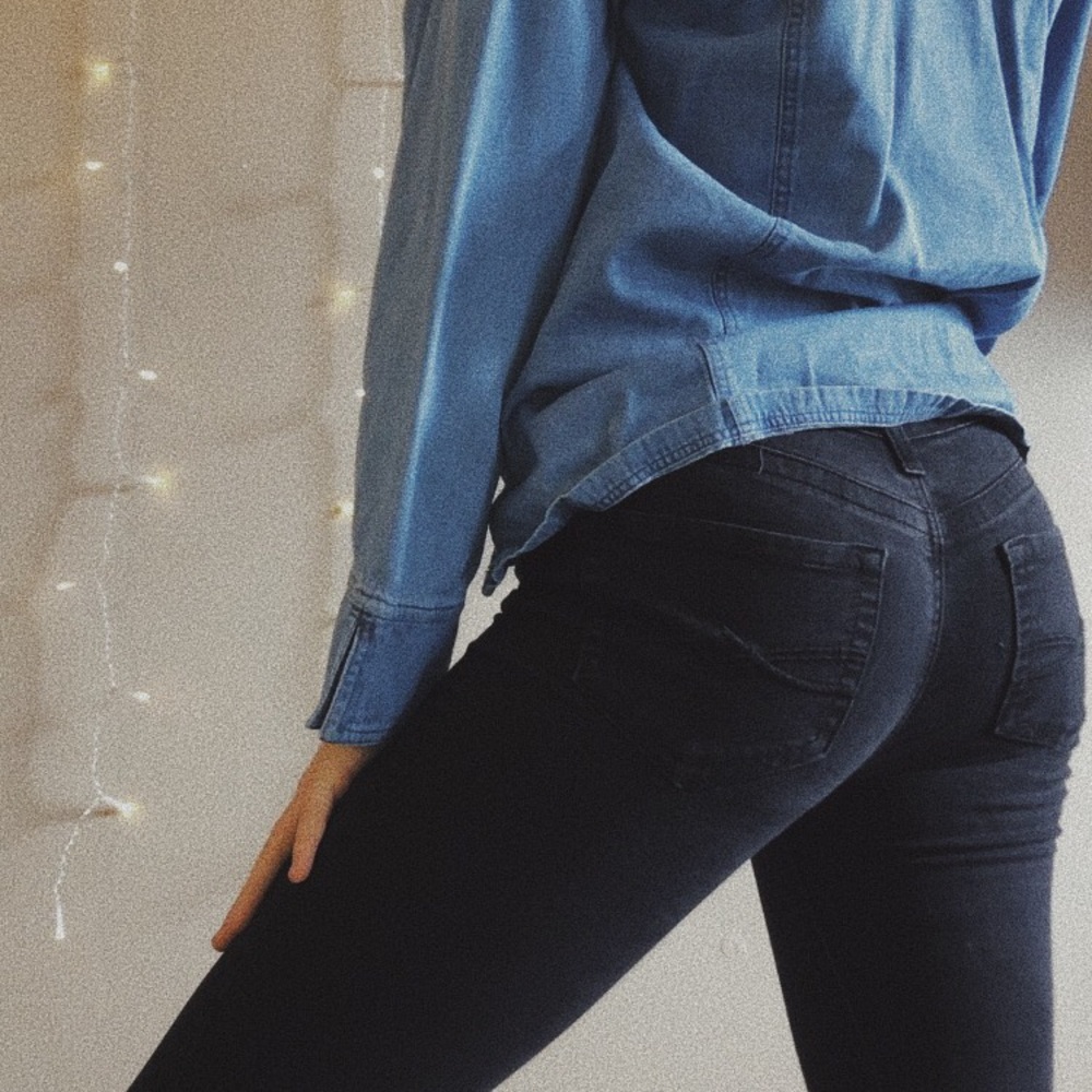 Black skinny jeans (worn twice!)